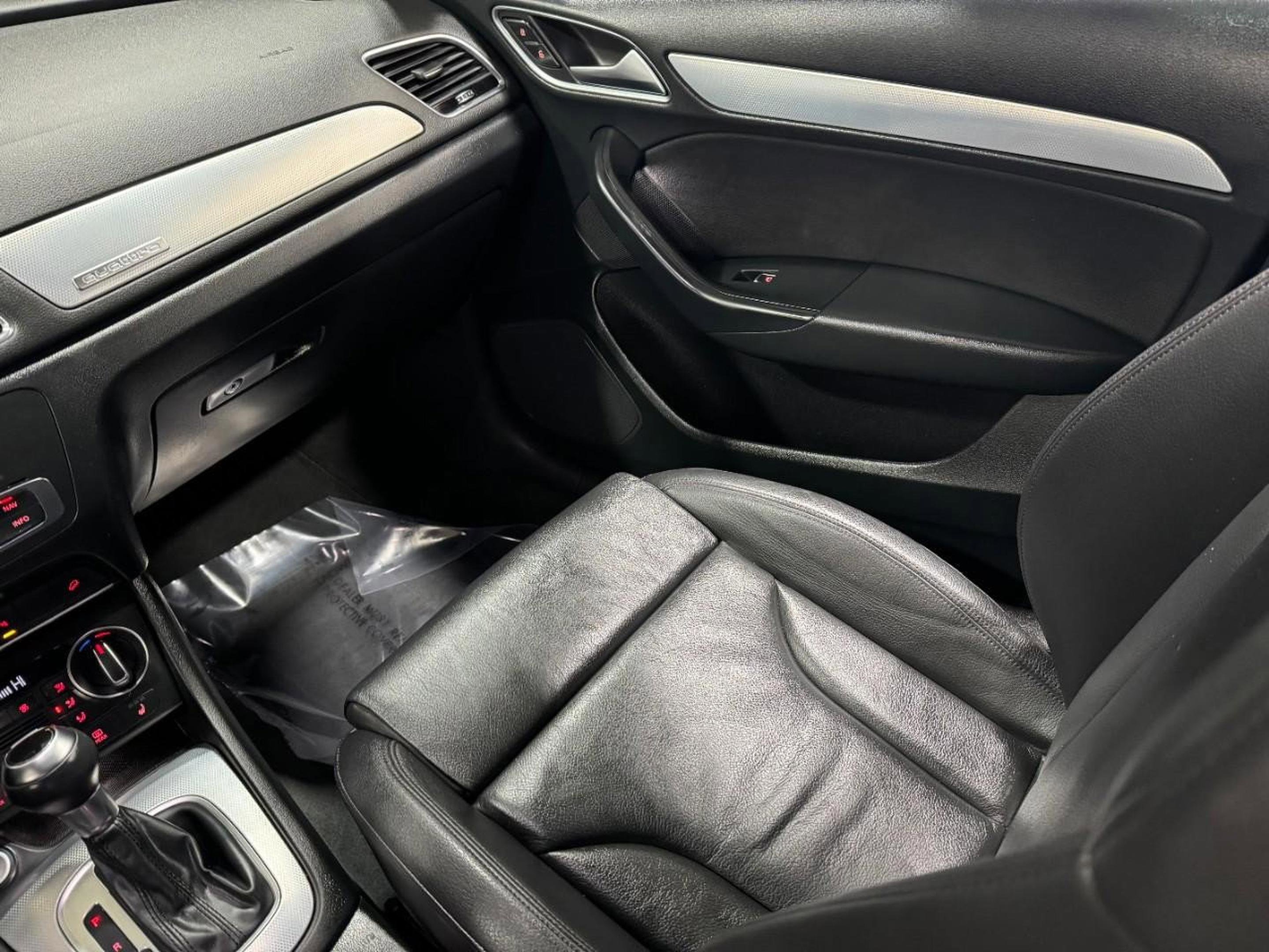 Used 2018 Audi Q3 2.0T Premium Plus image 15