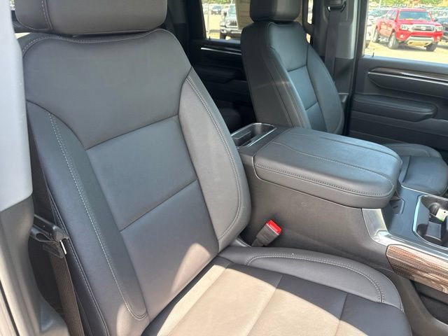 Used 2025 Chevrolet Silverado 2500 LT w/ Trail Boss Package AWD/4WD image 17