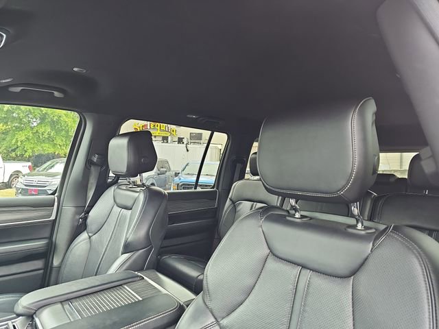 Used 2024 Jeep Wagoneer Series II w/ Flexible Seating Group RWD image 16