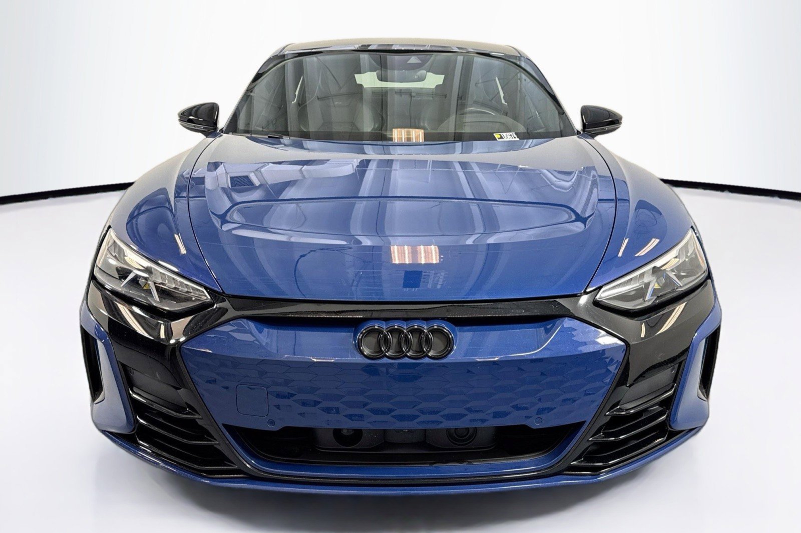 Used 2024 Audi RS e-tron GT w/ Carbon Performance Package AWD/4WD image 2