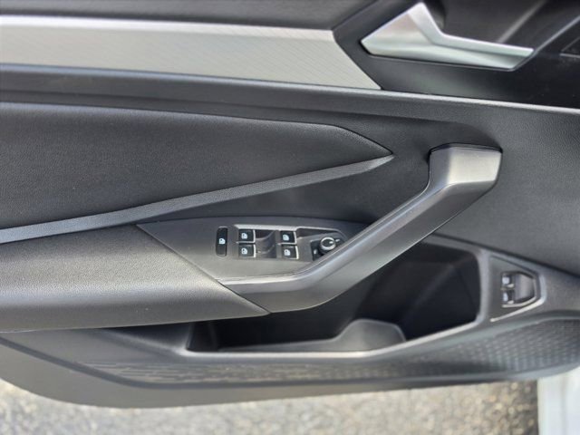 Used 2021 Volkswagen Jetta S w/ Driver Assistance Package FWD image 17