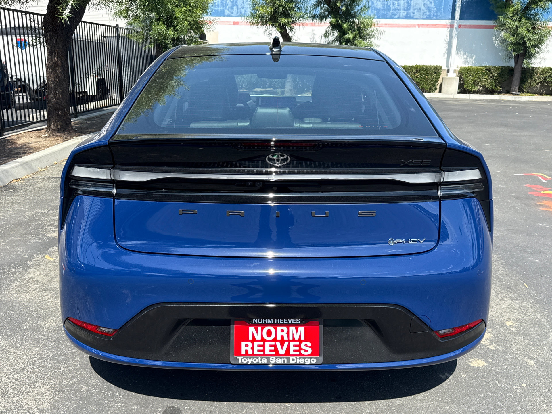 New 2026 Toyota Prius Plug-In Hybrid FWD image 7