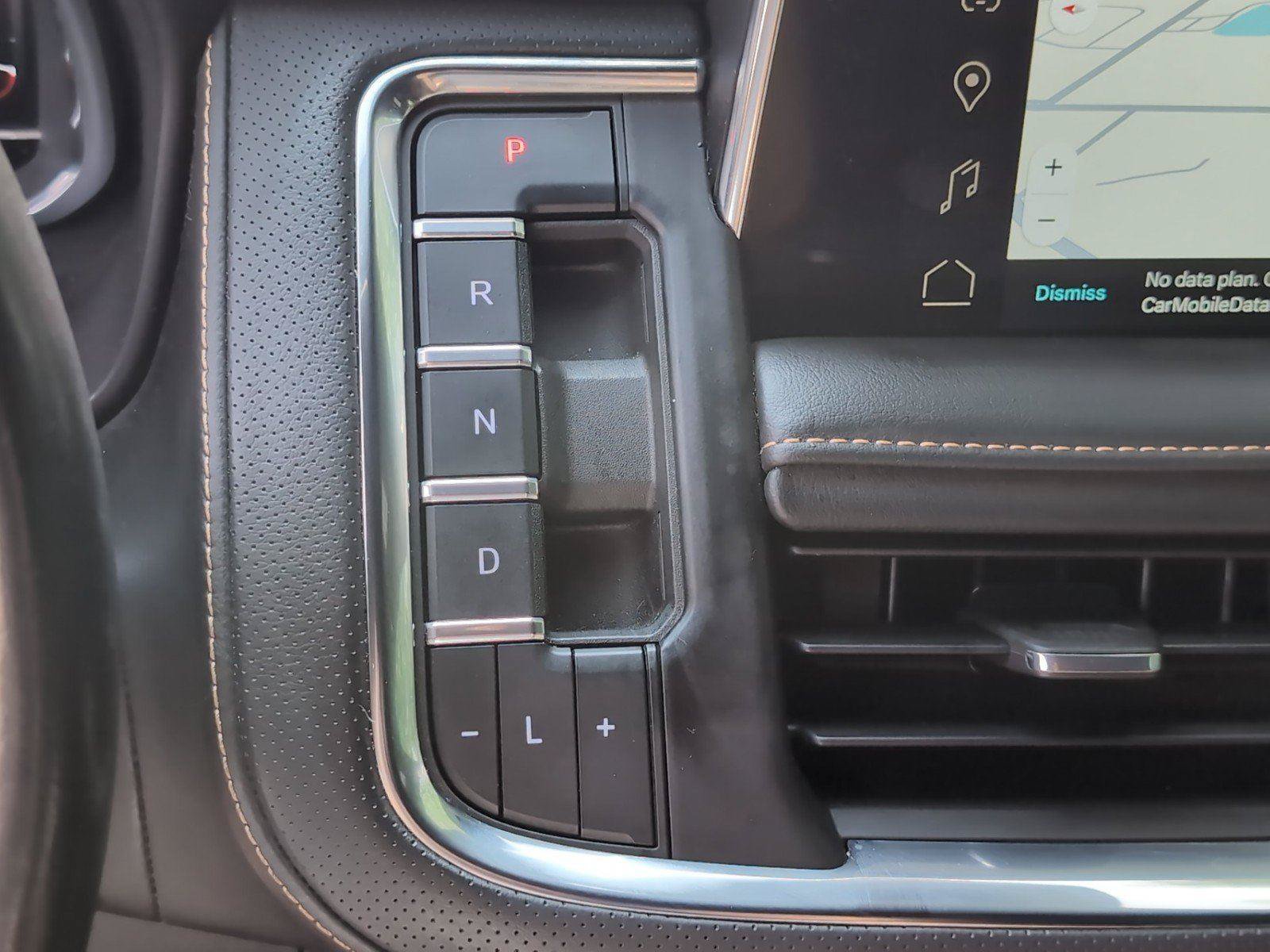 Used 2023 GMC Yukon AT4 AWD/4WD image 25