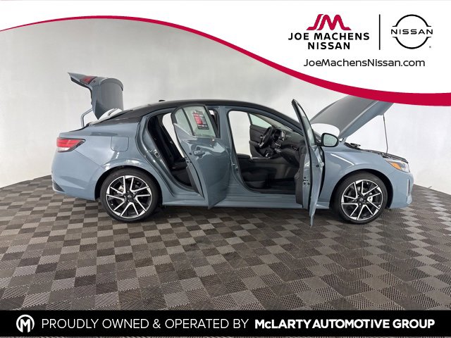 Certified 2025 Nissan Sentra SR image 13