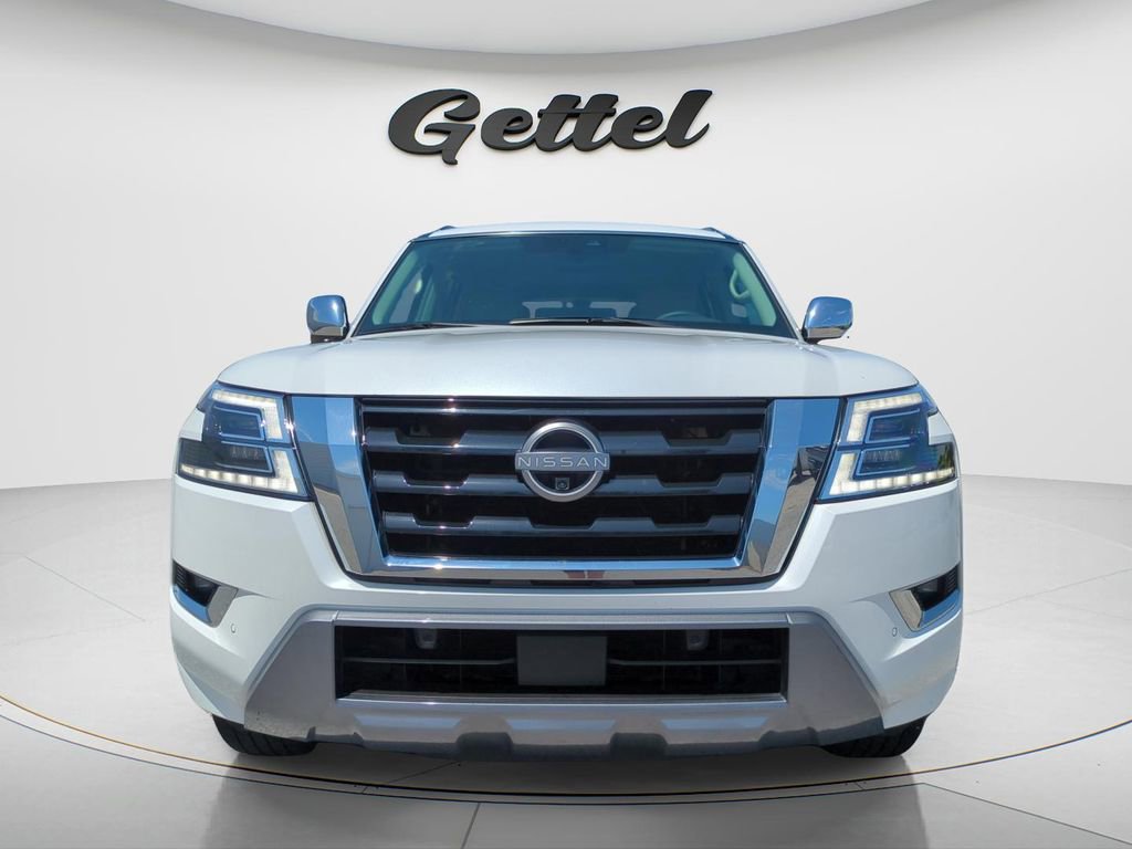 Used 2022 Nissan Armada Platinum w/ Captain's Chairs Package RWD image 2