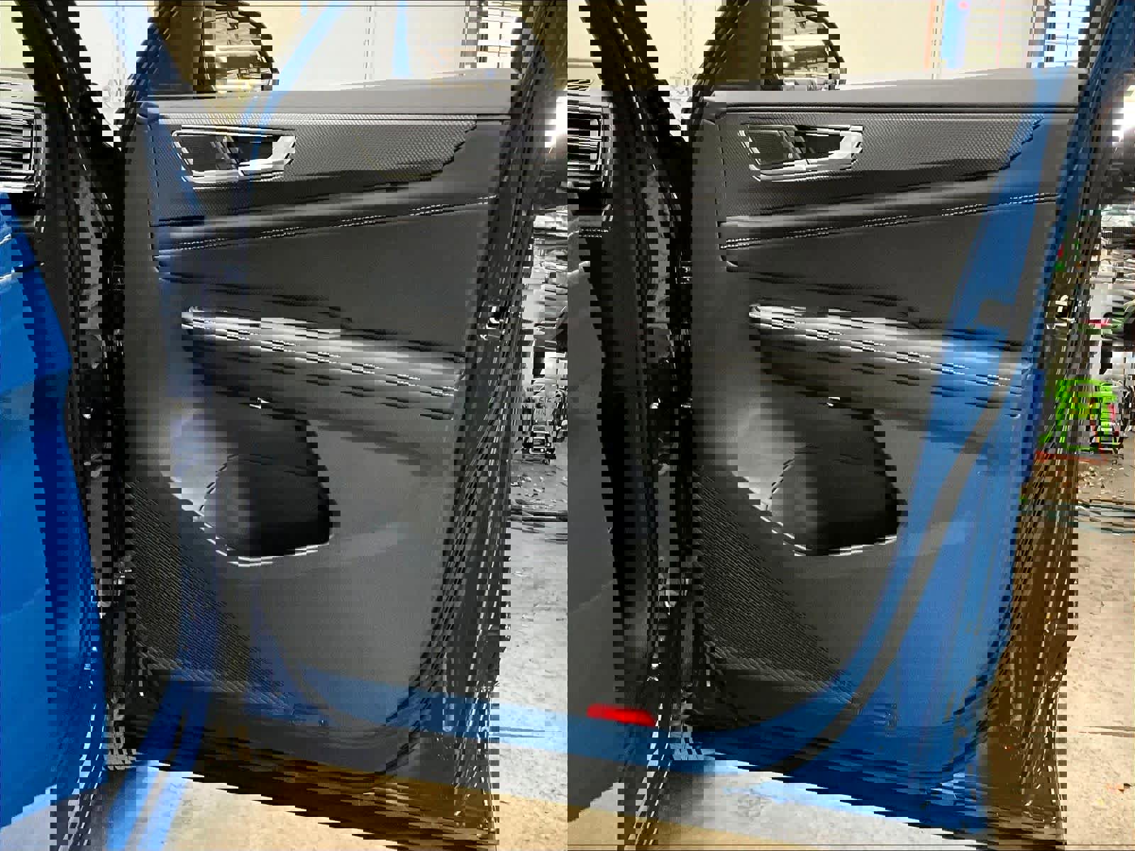 New 2026 Volkswagen Atlas Cross Sport SEL image 30