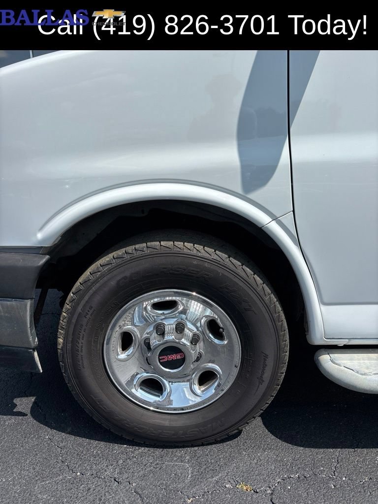 Used 2017 GMC Savana 2500 RWD image 7