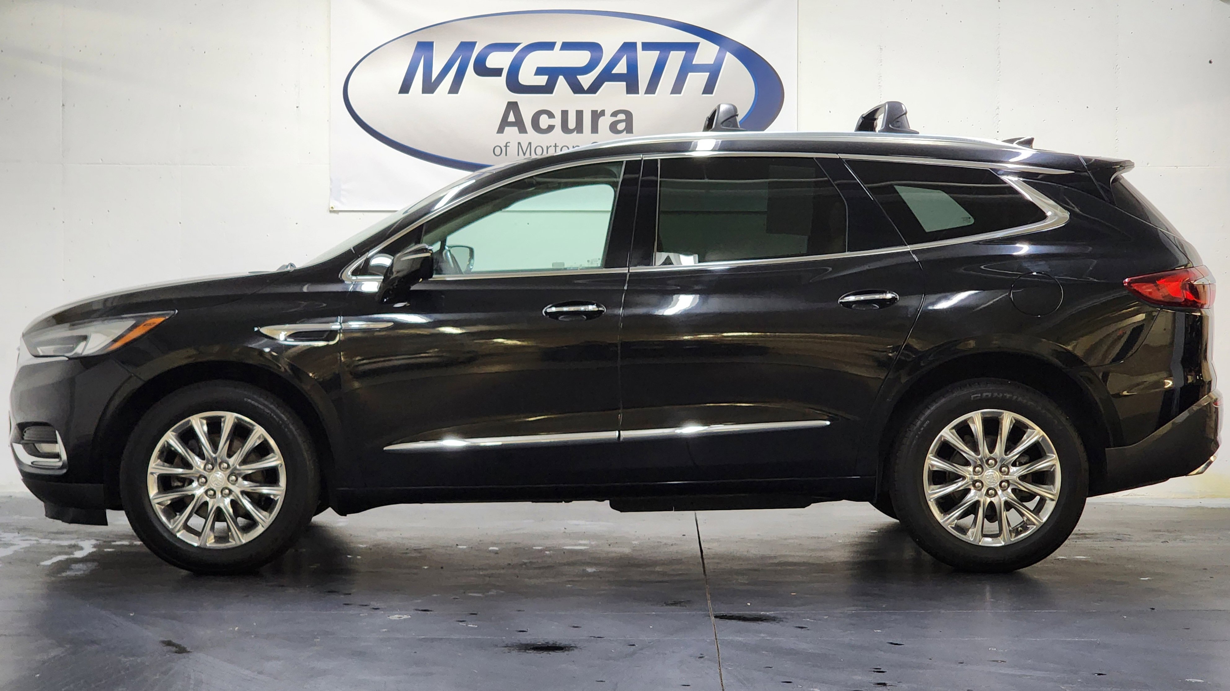 Used 2019 Buick Enclave Essence image 10