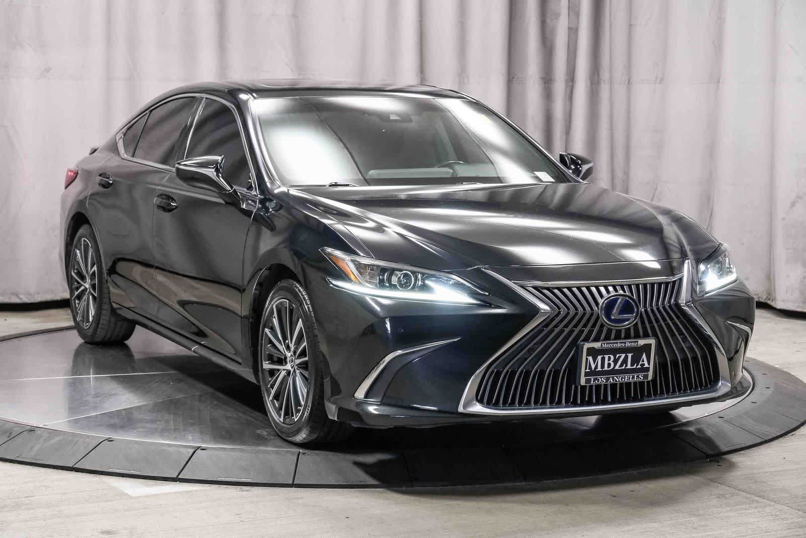 Used 2021 Lexus ES 300h w/ Premium Package FWD image 5