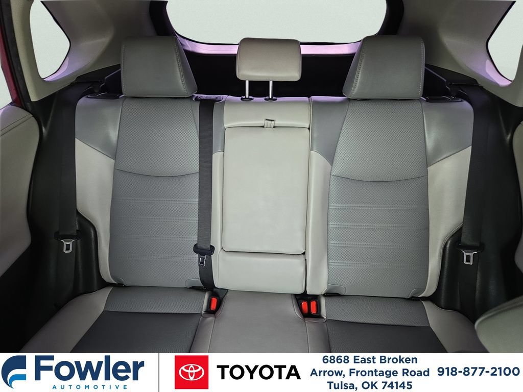Used 2024 Toyota RAV4 Limited AWD/4WD image 29