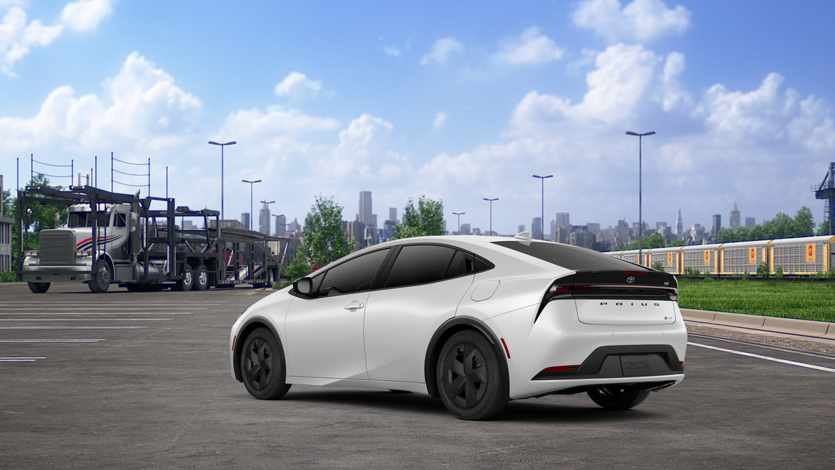 New 2026 Toyota Prius LE FWD image 8