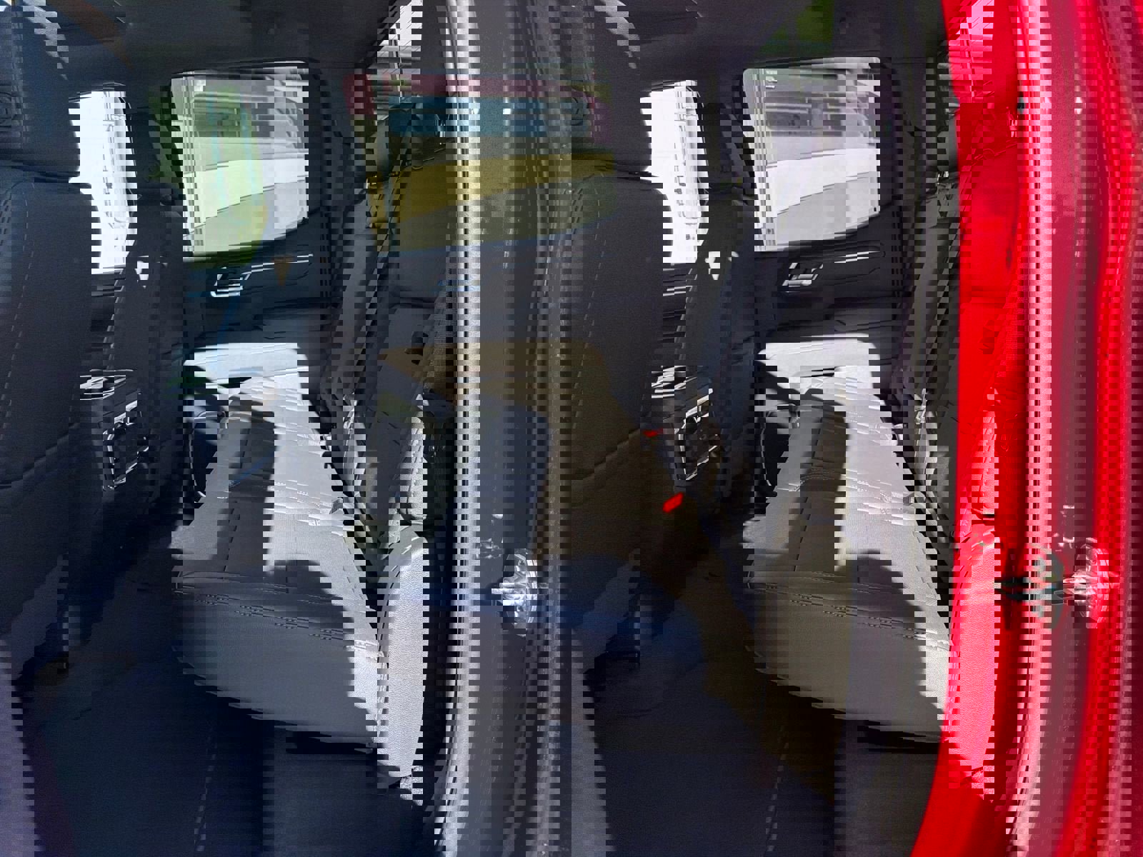 New 2026 GMC Sierra 1500 SLT w/ SLT Premium Package image 12