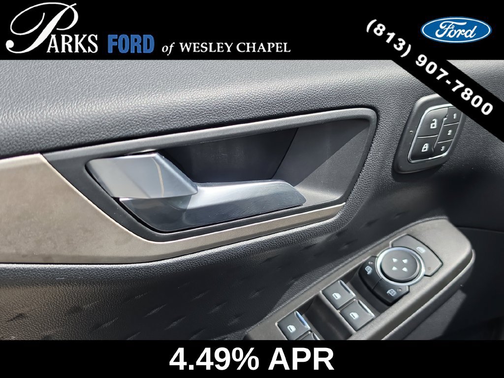 Certified 2020 Ford Escape SEL FWD image 18