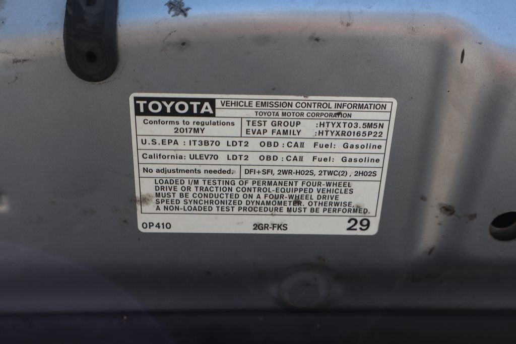 Used 2017 Toyota Tacoma TRD Off-Road RWD image 14