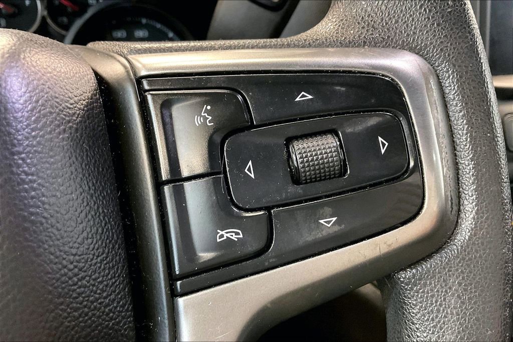 Used 2022 Chevrolet Silverado 2500 Custom w/ Custom Convenience Package AWD/4WD image 14