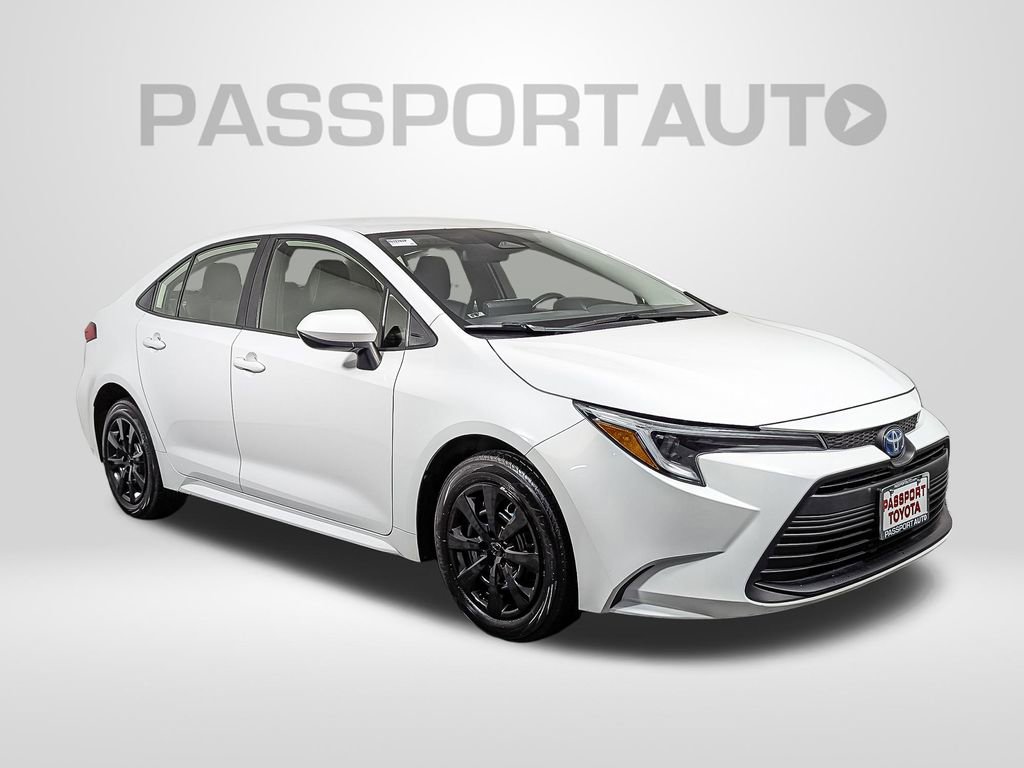 Used 2023 Toyota Corolla LE image 10