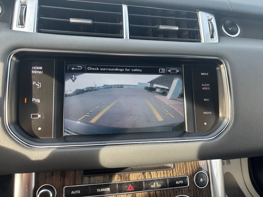 Used 2014 Land Rover Range Rover Sport HSE image 23