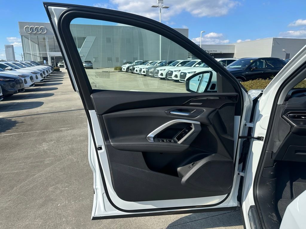 New 2025 Audi Q5 Premium Plus image 9
