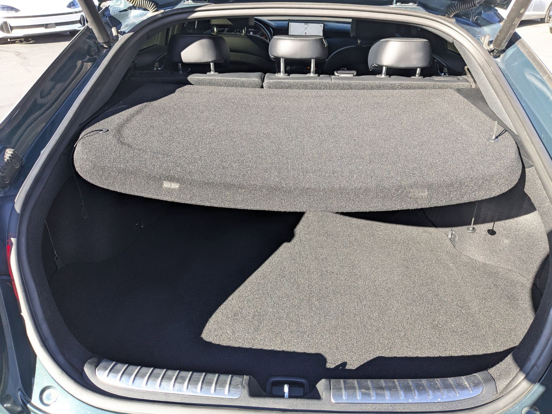 Used 2023 Kia Stinger GT2 image 31