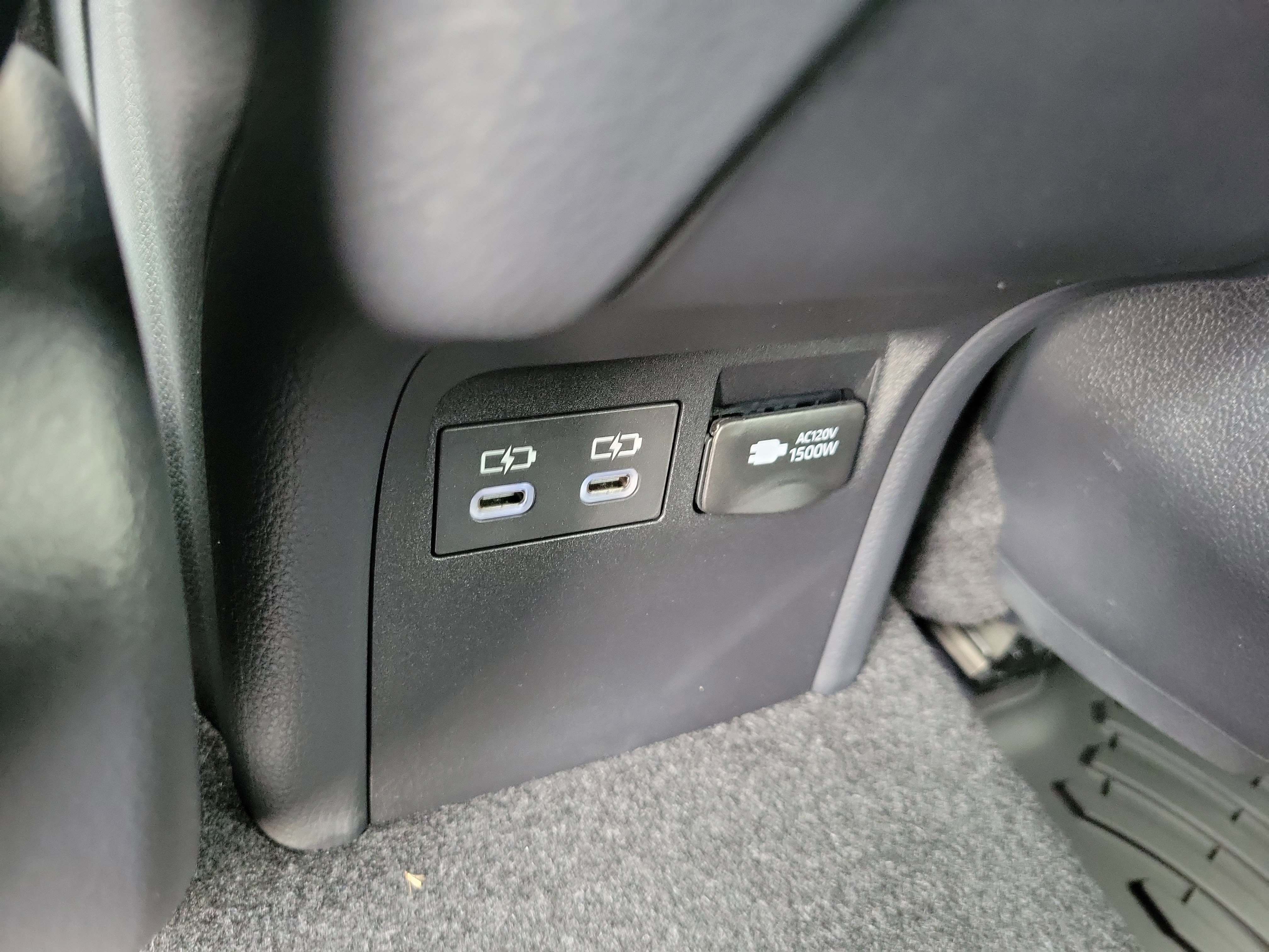 New 2026 Toyota Prius Plug-In Hybrid image 17