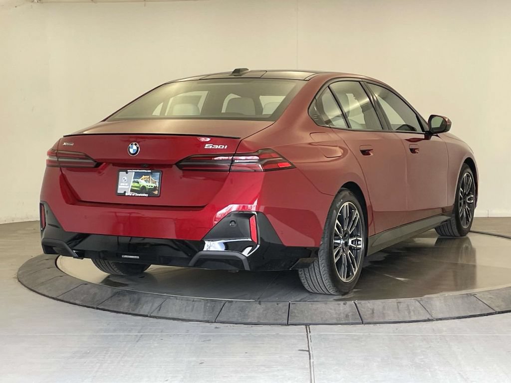 New 2026 BMW 530i xDrive w/ M Sport Package AWD/4WD image 5