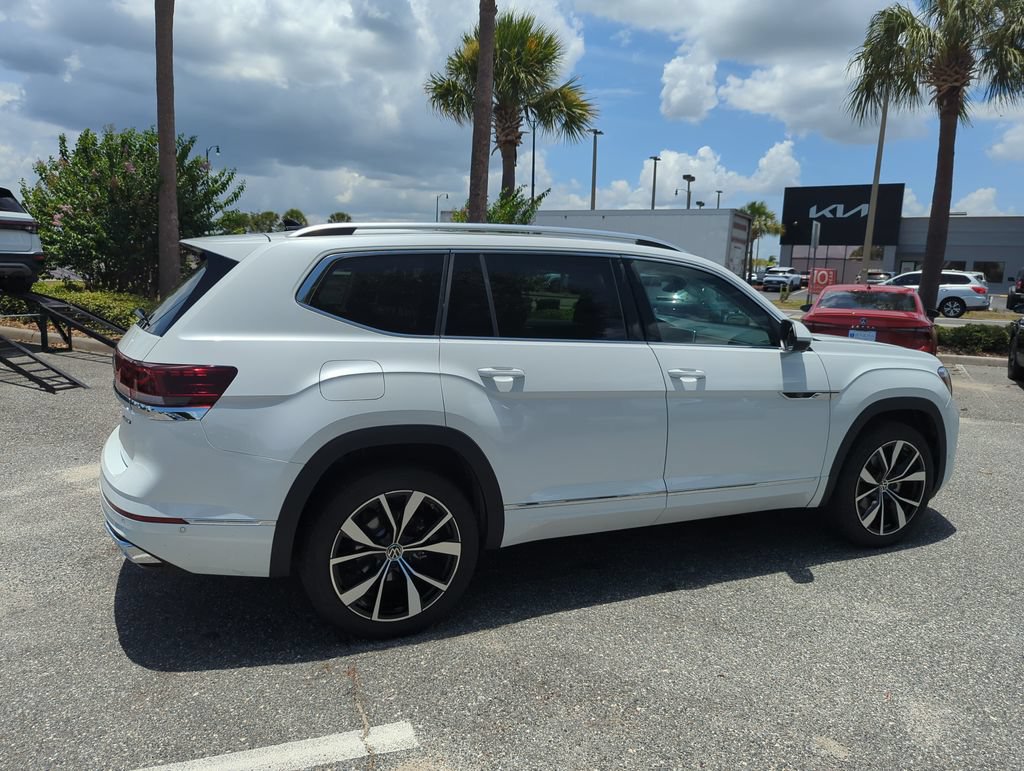 Certified 2026 Volkswagen Atlas SEL Premium R-Line AWD/4WD image 5