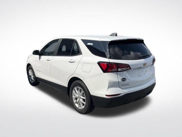 Used 2023 Chevrolet Equinox LS w/ LS Convenience Package FWD image 13