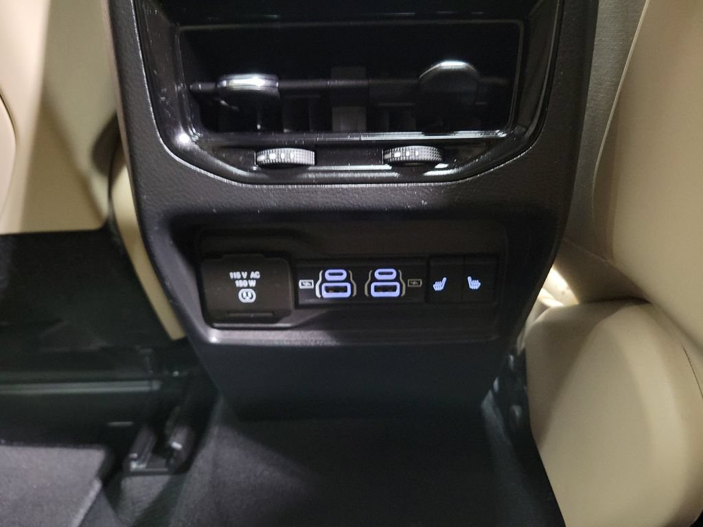 Used 2024 Jeep Grand Cherokee Limited AWD/4WD image 26