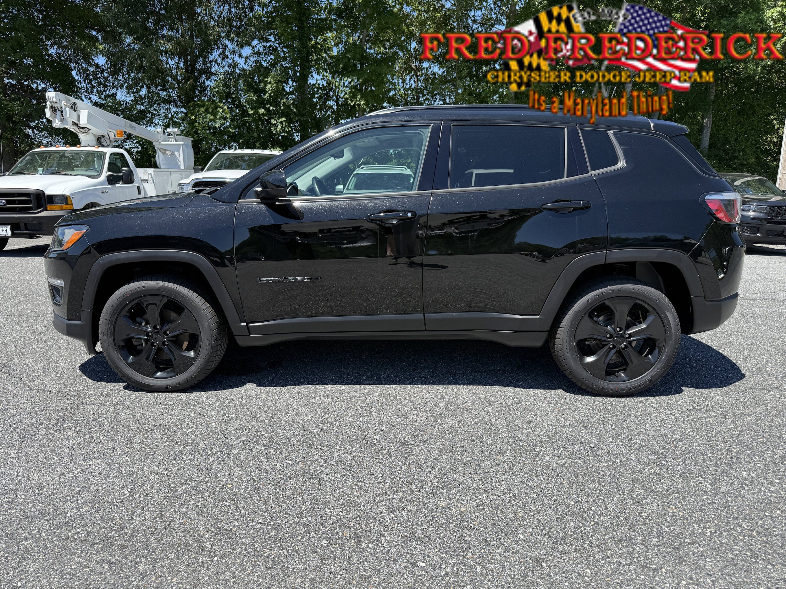 Used 2019 Jeep Compass Latitude AWD/4WD image 4