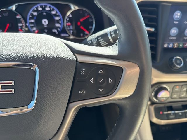 Used 2021 GMC Acadia Denali w/ Denali Technology Package FWD image 17