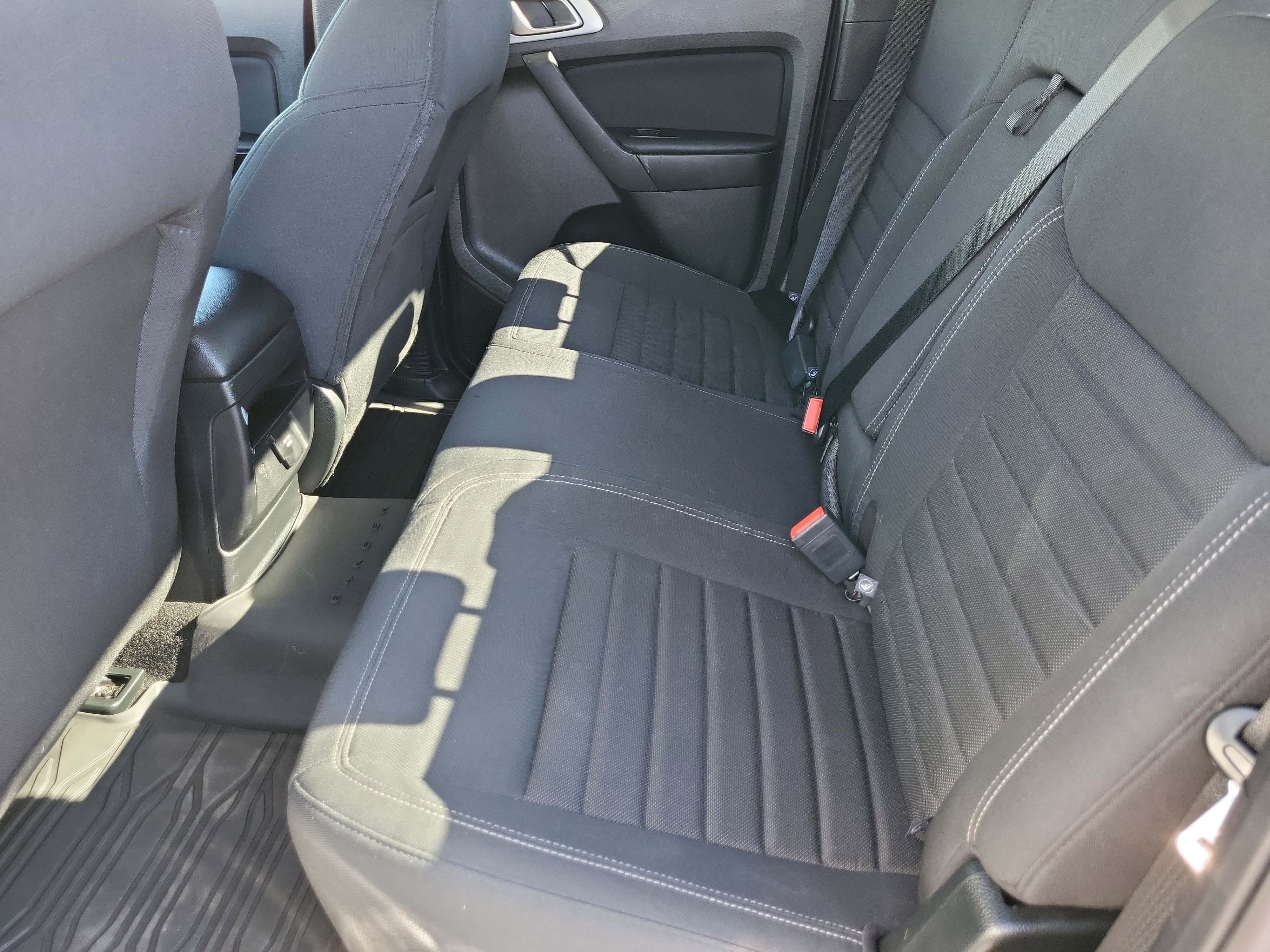 Used 2022 Ford Ranger XLT w/ Equipment Group 301A Mid image 15