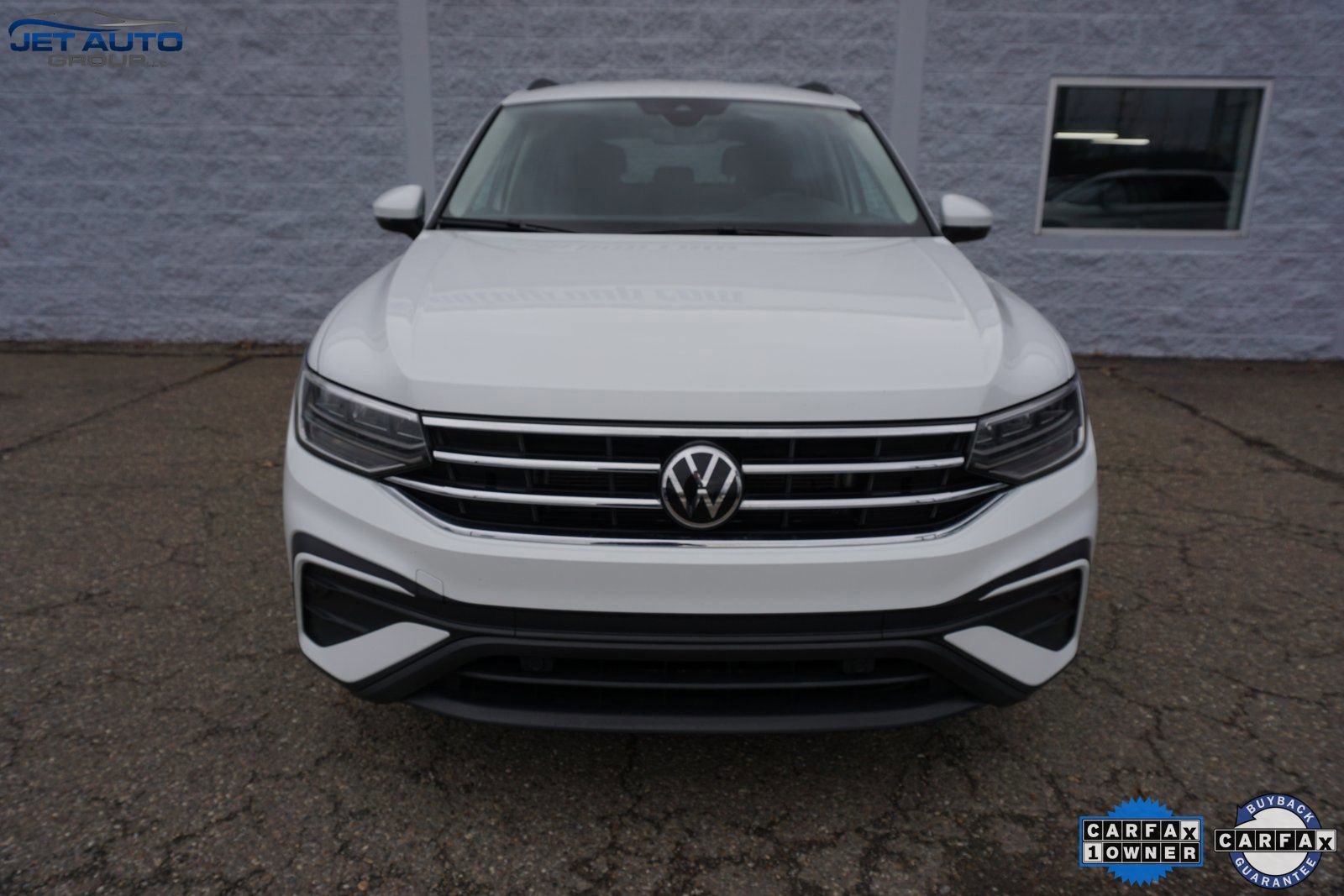 Used 2024 Volkswagen Tiguan S image 2