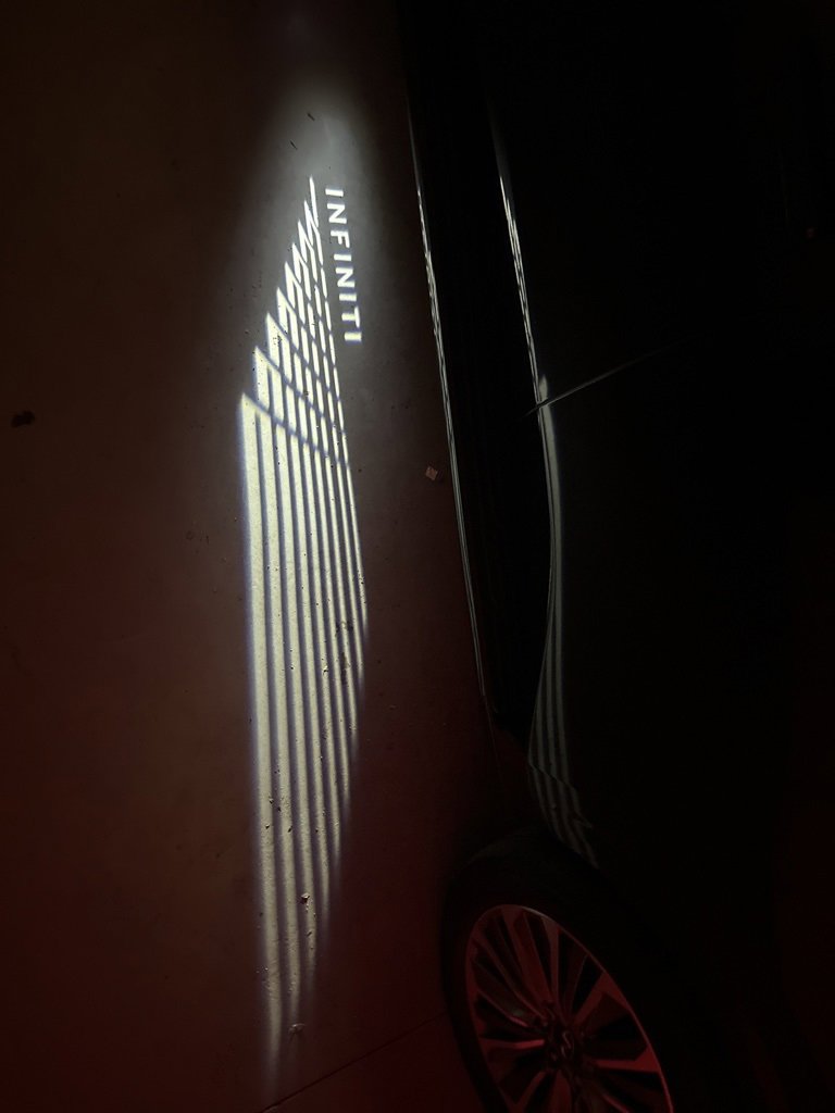 Certified 2025 INFINITI QX80 Sensory image 8