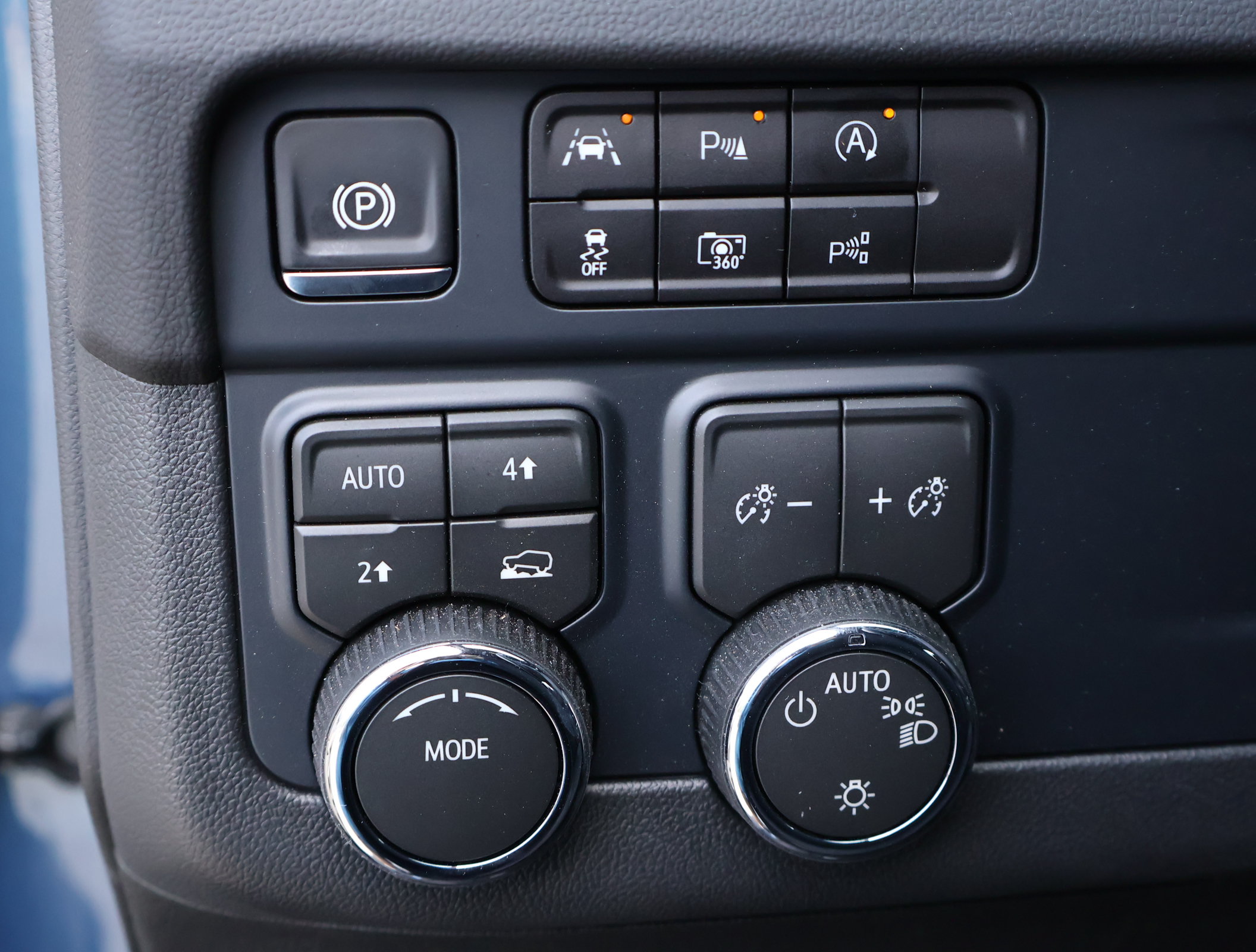 Used 2026 Chevrolet Tahoe LS AWD/4WD image 11