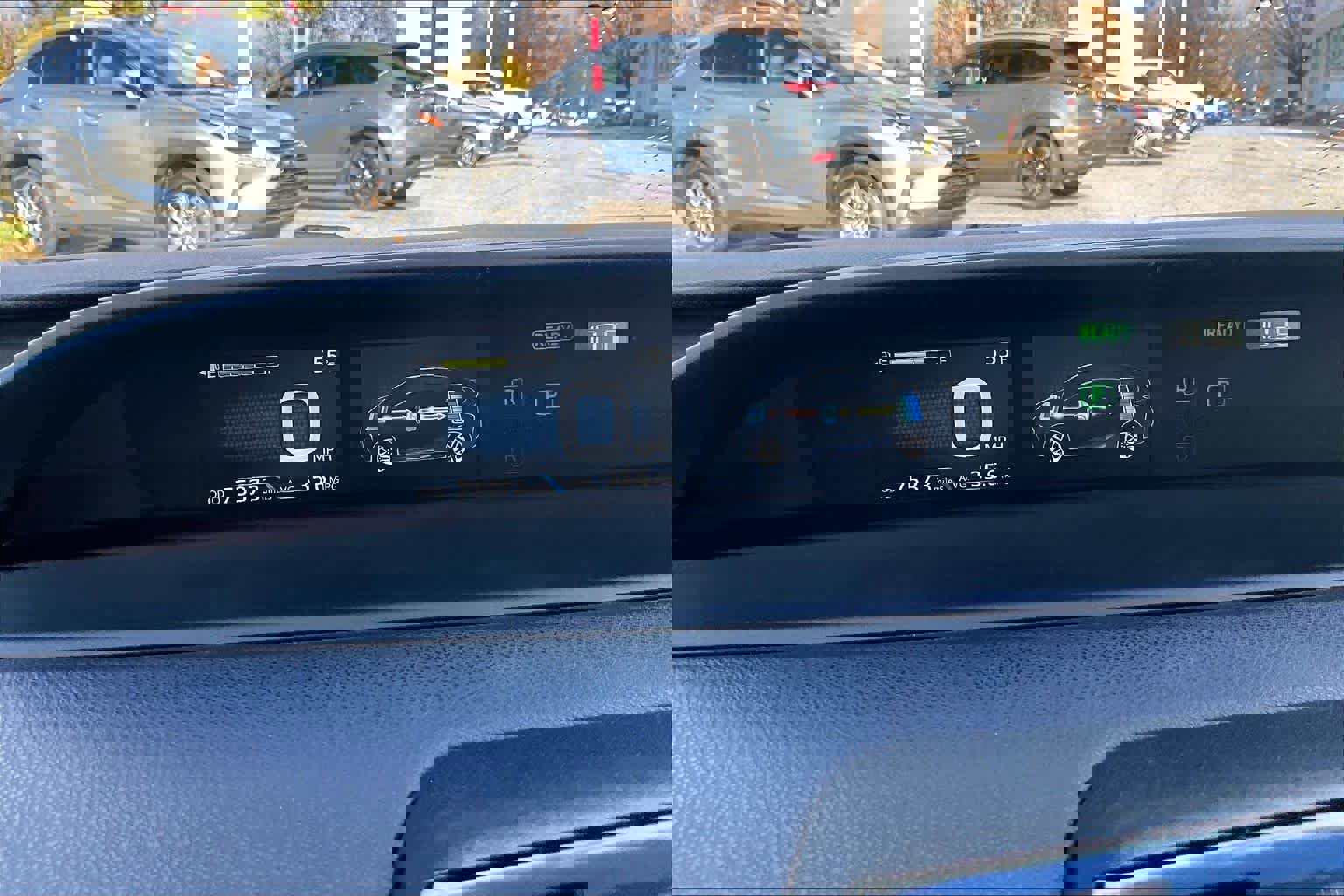 Used 2019 Toyota Prius LE w/ Carpet Mat Package image 24