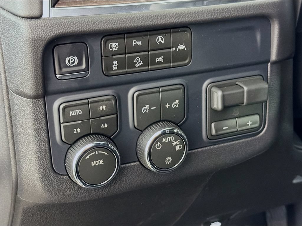 New 2026 Chevrolet Tahoe LS AWD/4WD image 10