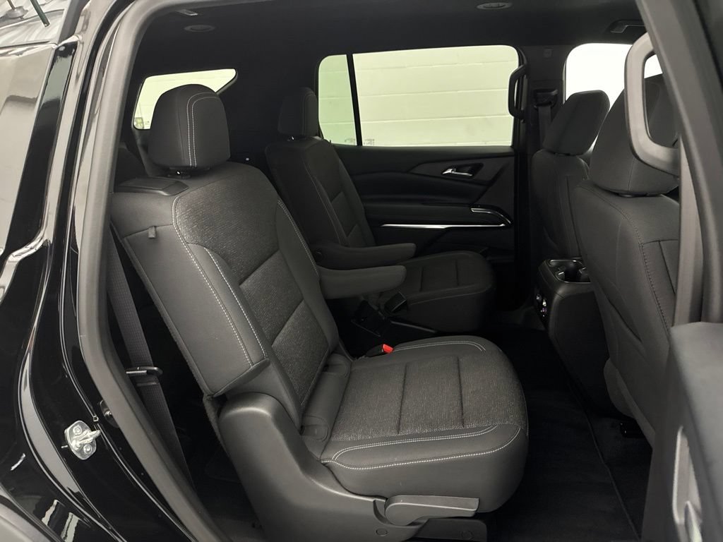 Used 2025 Chevrolet Traverse LT AWD/4WD image 50