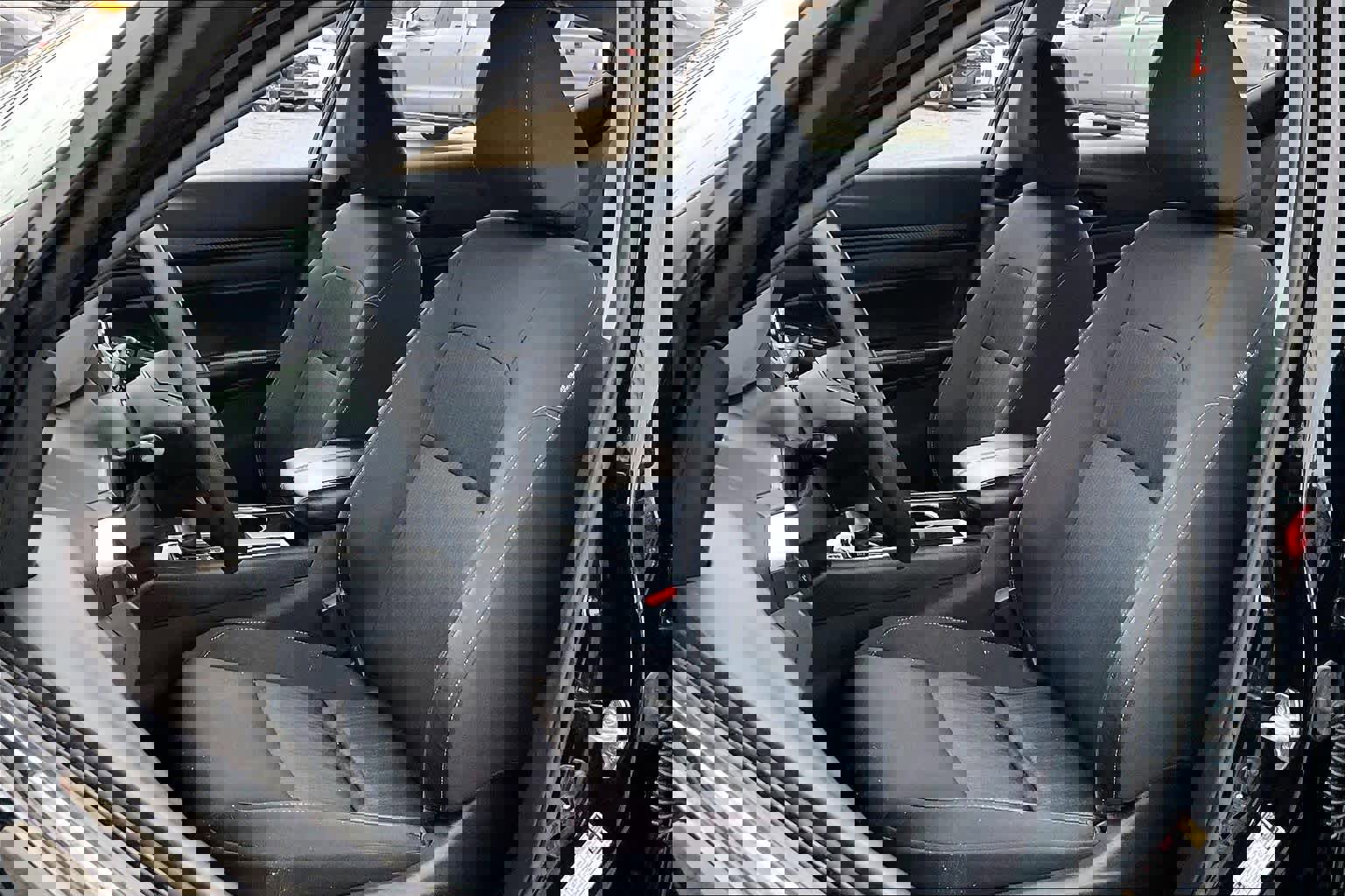 Used 2024 Nissan Altima 2.5 SV image 8