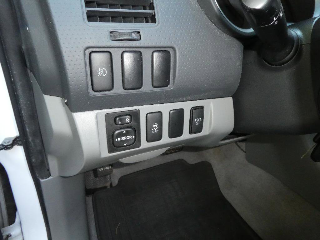 Used 2010 Toyota Tacoma PreRunner RWD image 10