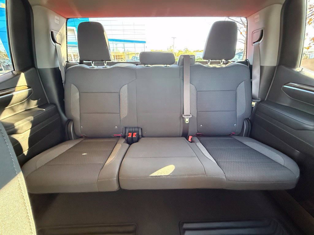 Used 2023 Chevrolet Silverado 1500 LT AWD/4WD image 31