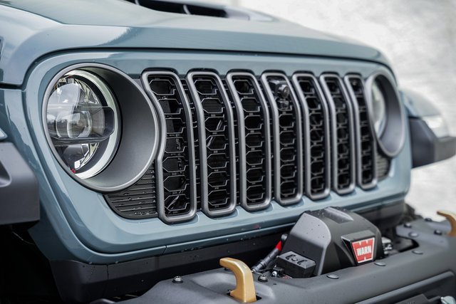 New 2025 Jeep Wrangler Unlimited Rubicon 392 image 22