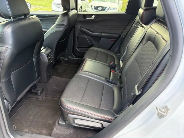Used 2025 Ford Escape ST-Line Select AWD/4WD image 22