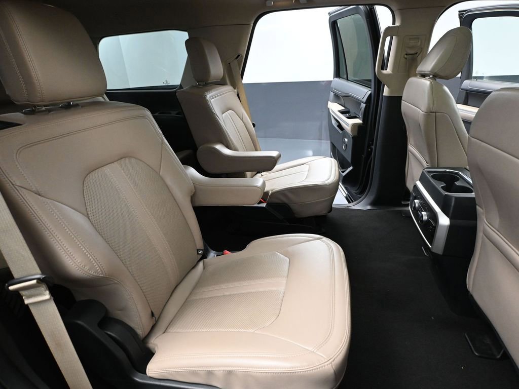 Used 2023 Ford Expedition Limited image 53