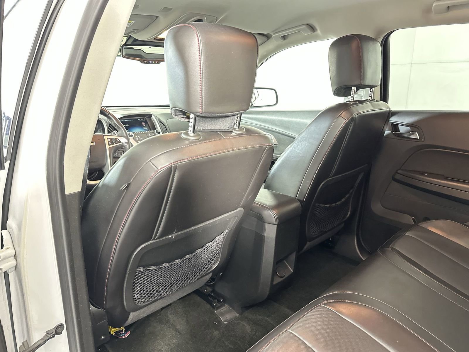 Used 2017 Chevrolet Equinox Premier w/ Enhanced Convenience Package FWD image 23