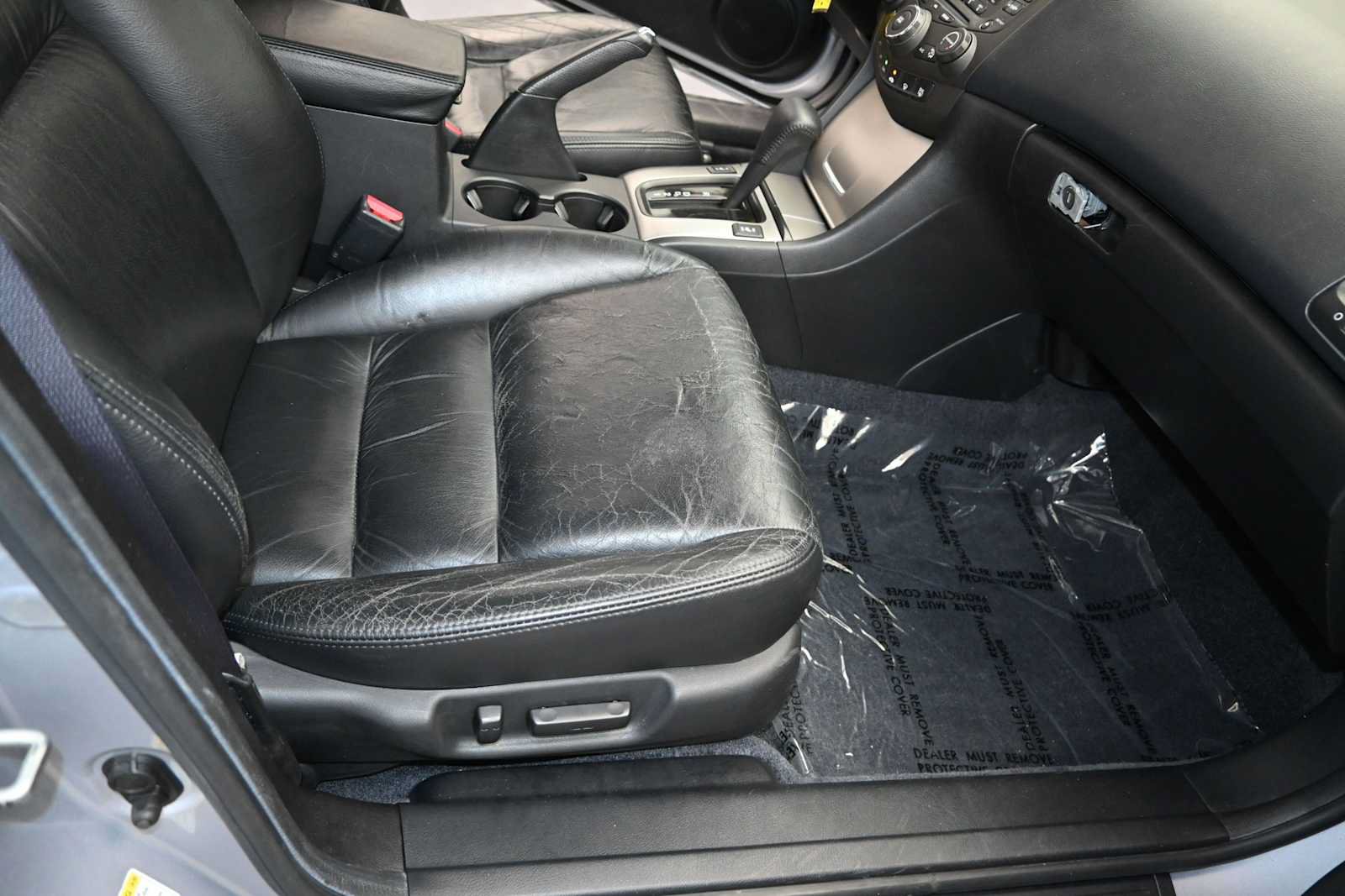 Used 2004 Honda Accord EX image 24