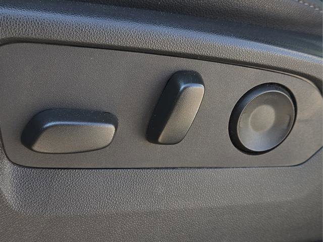 Used 2024 Chevrolet Tahoe LT RWD image 23