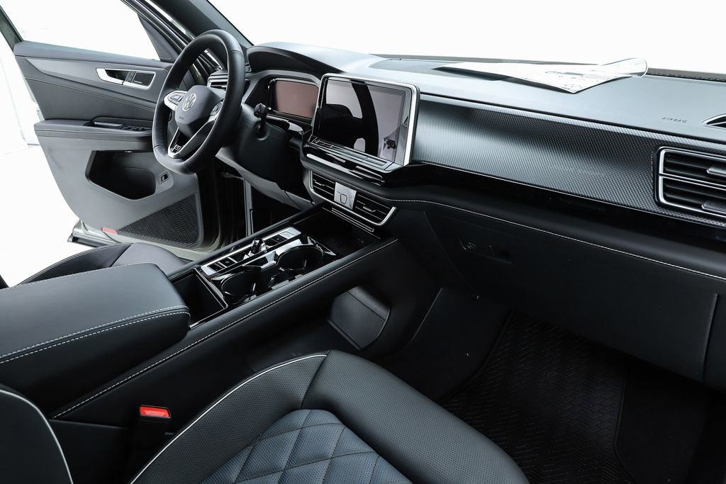 New 2026 Volkswagen Atlas Cross Sport SEL Premium R-Line image 71