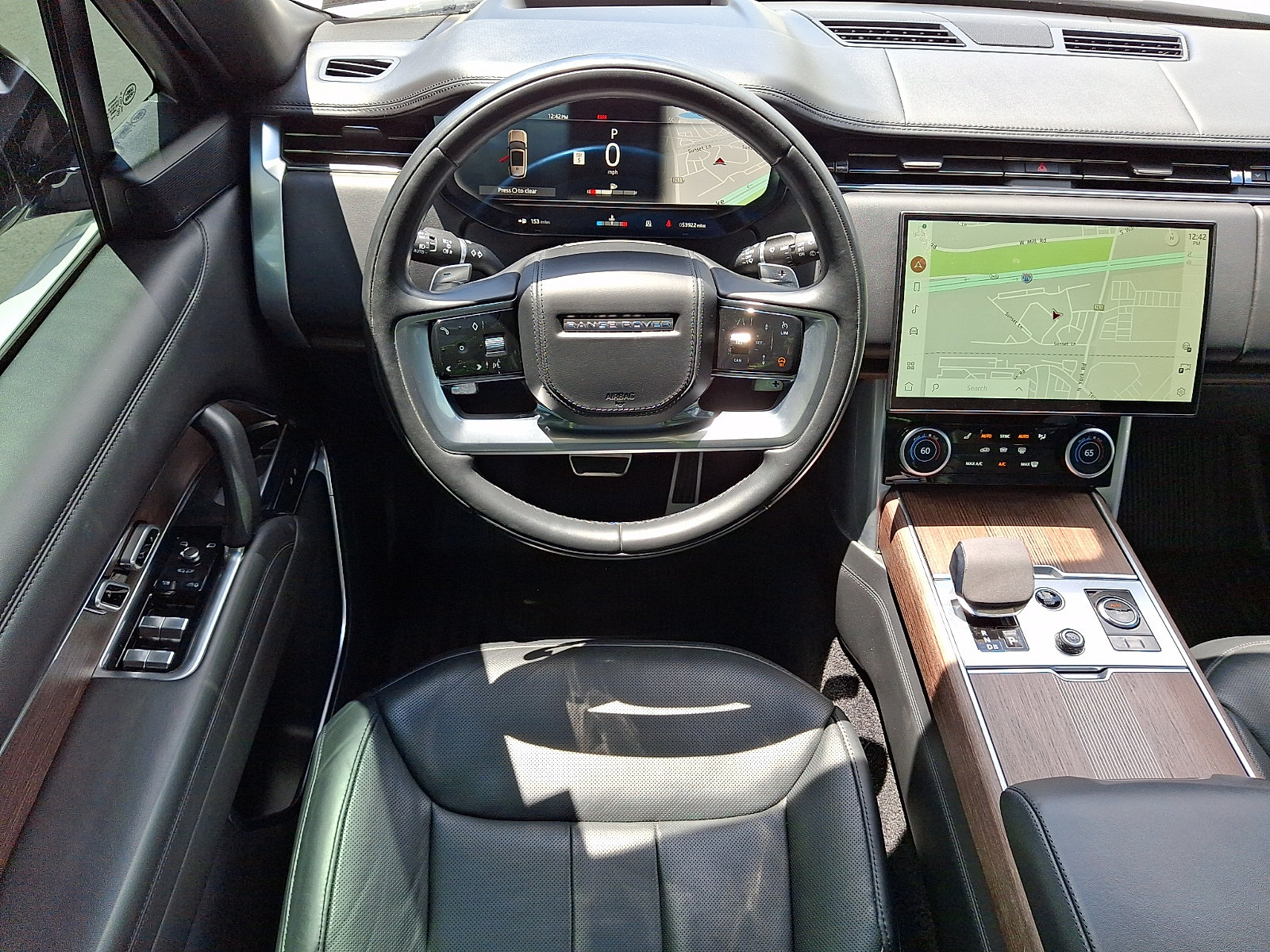 Certified 2023 Land Rover Range Rover Autobiography AWD/4WD image 4