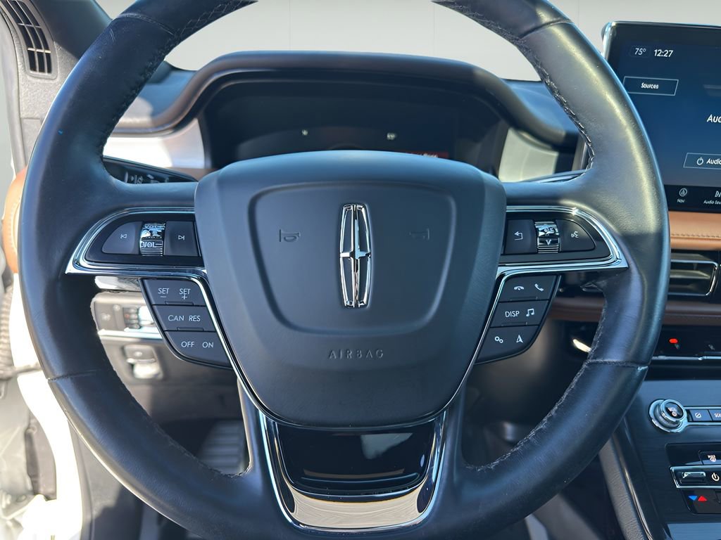 Used 2022 Lincoln Nautilus Reserve image 14