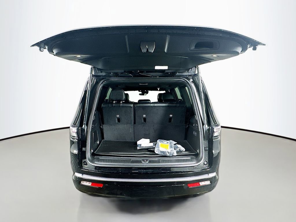 New 2026 Jeep Grand Wagoneer Limited image 16